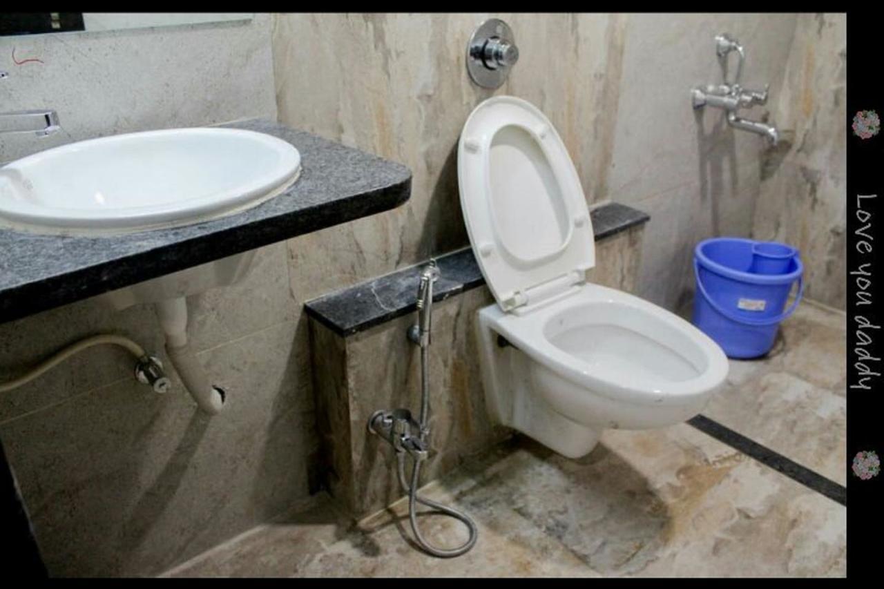 Hotel Oberoi Ahmednagar Kültér fotó