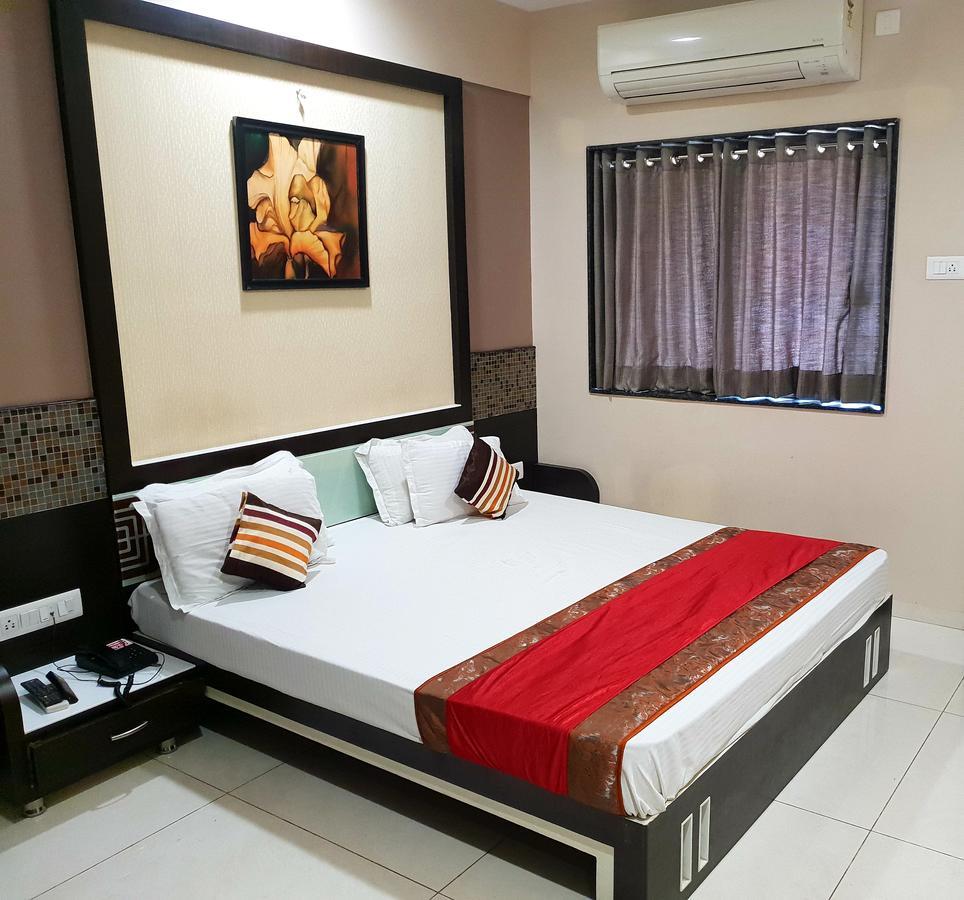 Hotel Oberoi Ahmednagar Kültér fotó